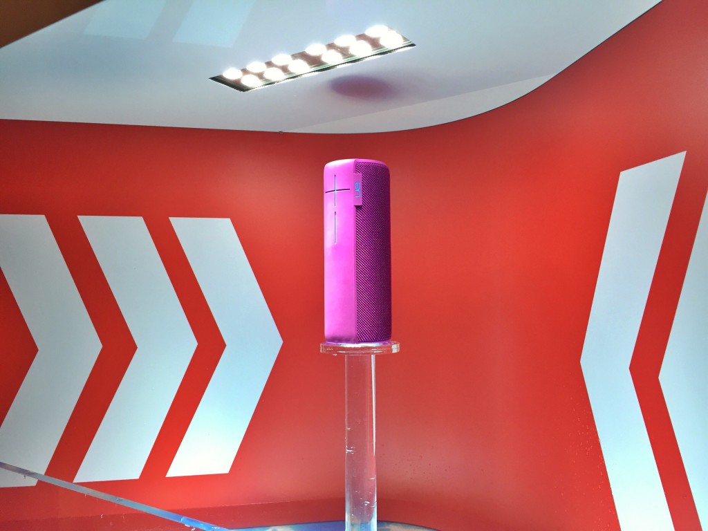 ue megaboom stand